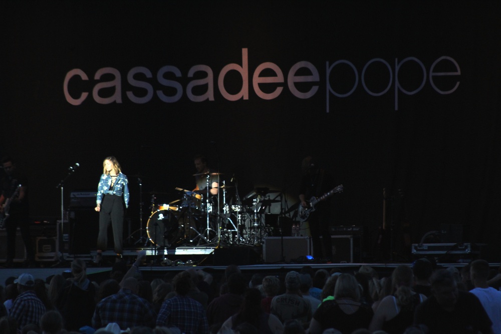 Artist Cassadee Pope plays to thousands at Fort McCoy concert
