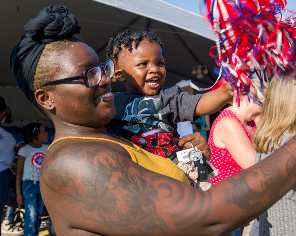 170821-N-TJ319-511 USS George H.W. Bush RTHP