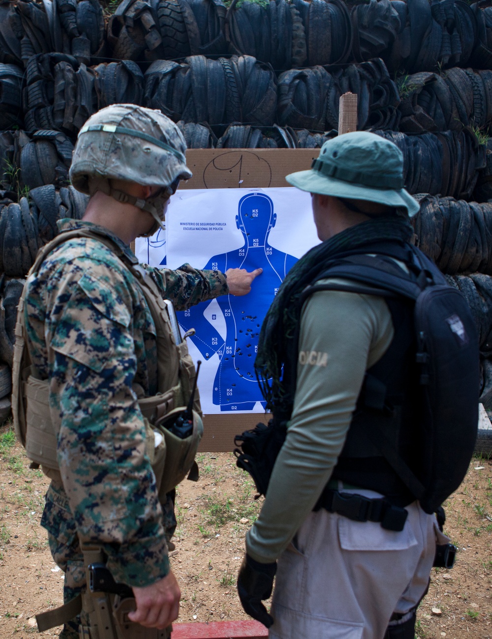 SPMAGTF-SC Commanding Officer visits Costa Rica