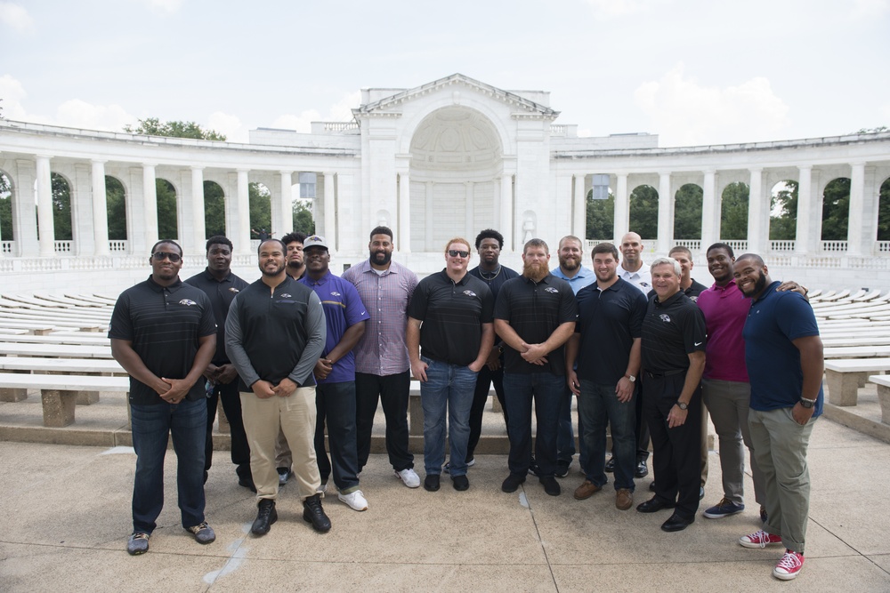 The Baltimore Ravens Visit Arlington National Cemetery