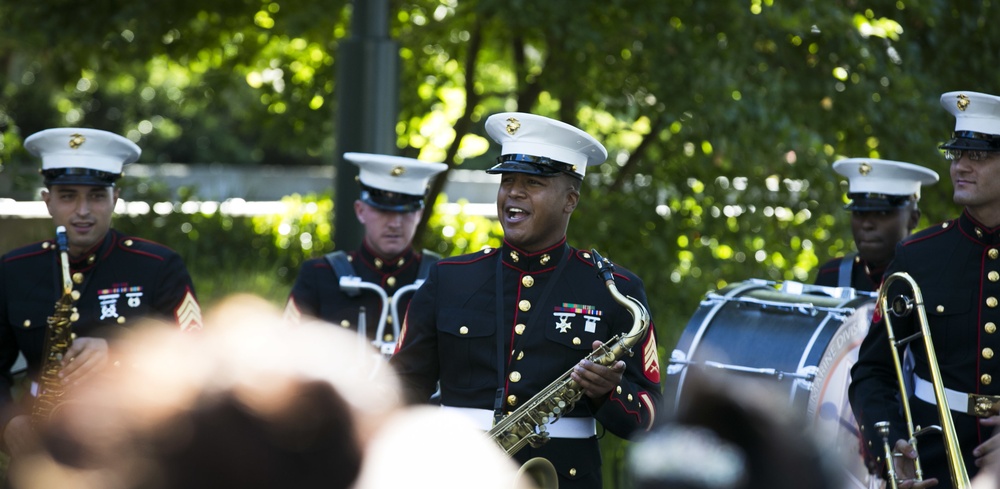 1st Marine Division Band Performs at Seafair Festival Torchlight Parade