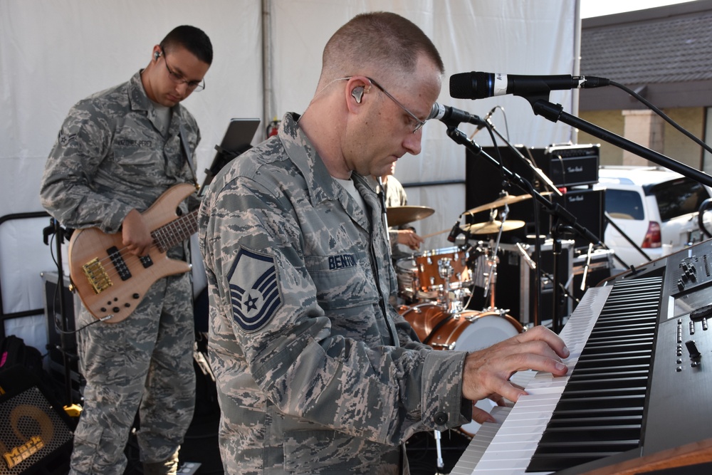 The U.S. Air Force Band Of The Golden West Adds &quot;Flavor&quot; To The Fairfield Tomato Festival