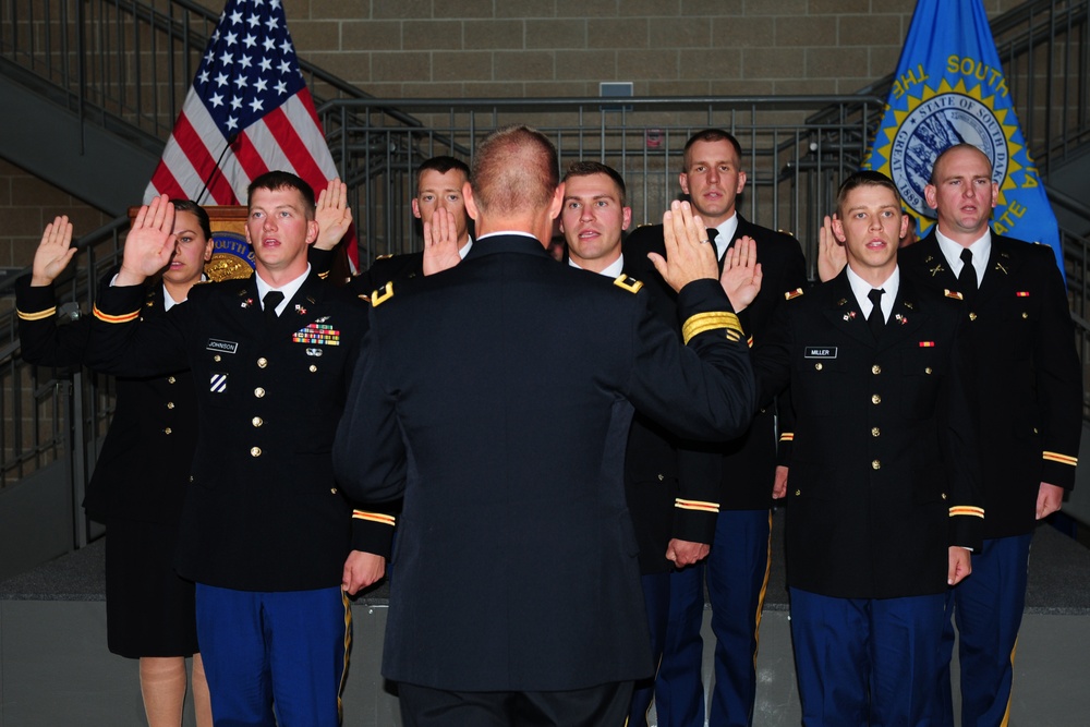 SD National Guard welcomes 7 new Army lieutenants