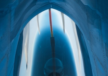 908th EARS refuels F-22s, F/A-18s