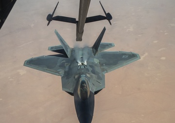 908th EARS refuels F-22s, F/A-18s