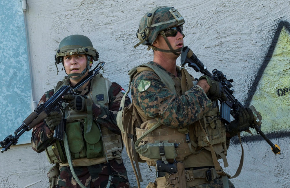 Marines tackle the Georgia Deployment Program-Resolute Support Mission Mission Rehearsal Exercise