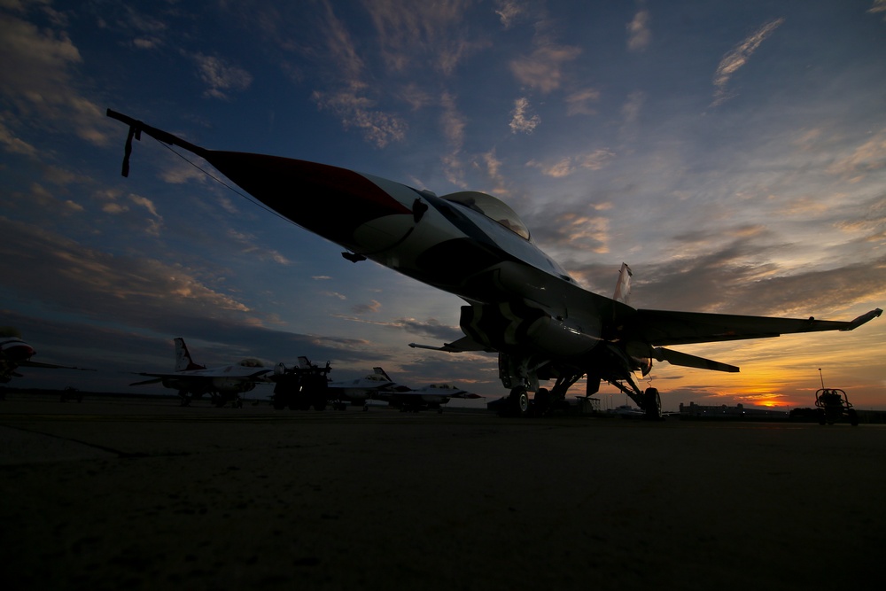 The USAF Thunderbirds at sunrise