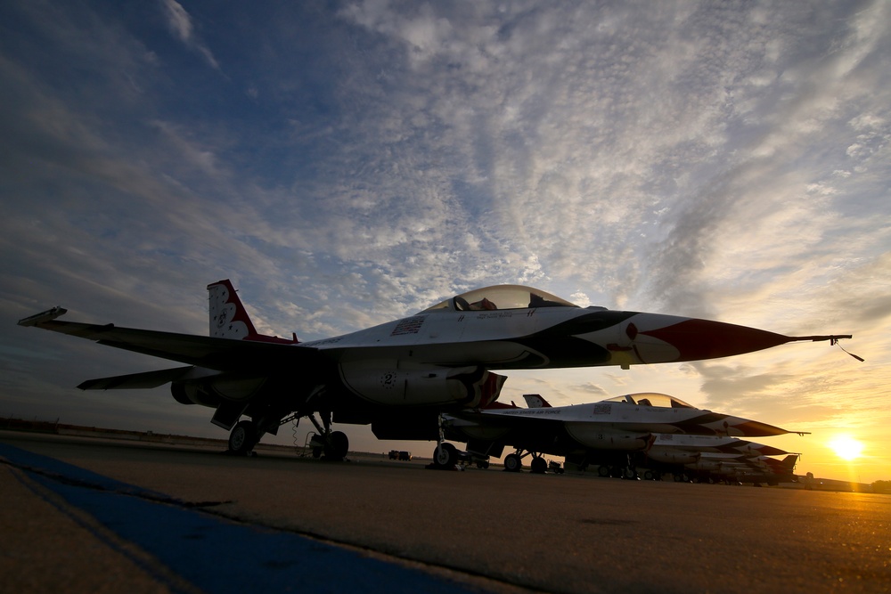 The USAF Thunderbirds at sunrise