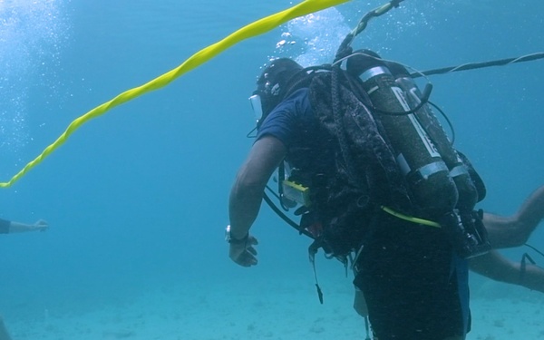MDSU 1 and Sri Lankan Navy Divers - Subject Matter Expert Exchange