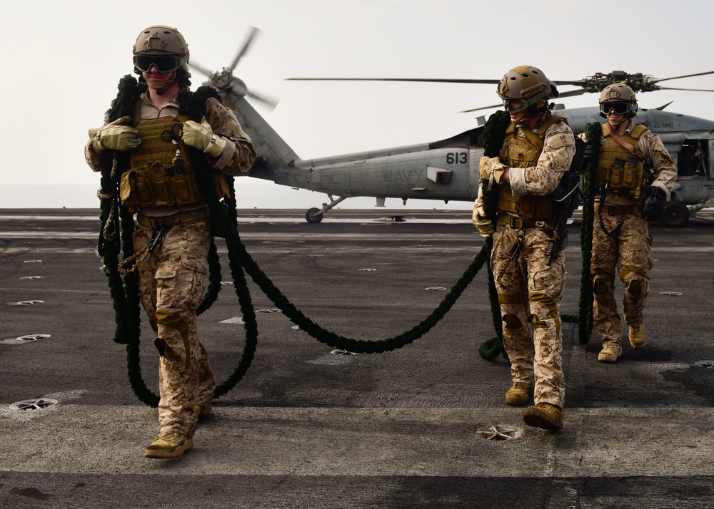 Nimitz Supports Operation Inherent Resolve