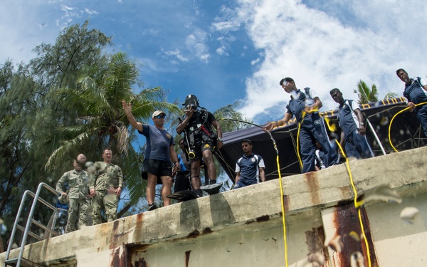 MDSU 1 and Sri Lankan Navy Divers - Subject Matter Expert Exchange