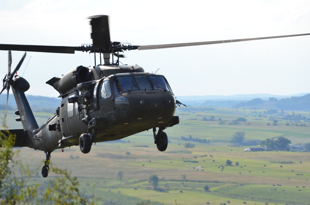 U.S. Soldiers hone aerial gunnery skills