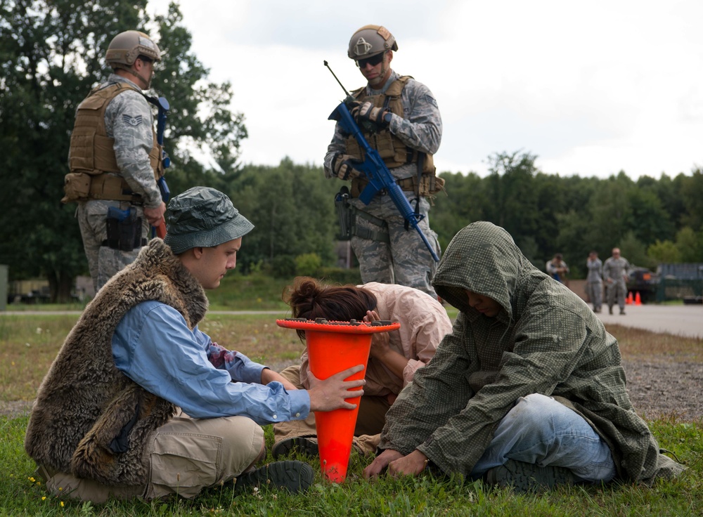 435th AGOW conducts exercise Lending Hand