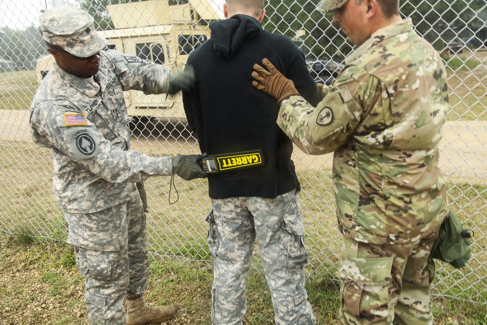 Combat ready: Military Police train in largest Army Reserve training exercise of the year