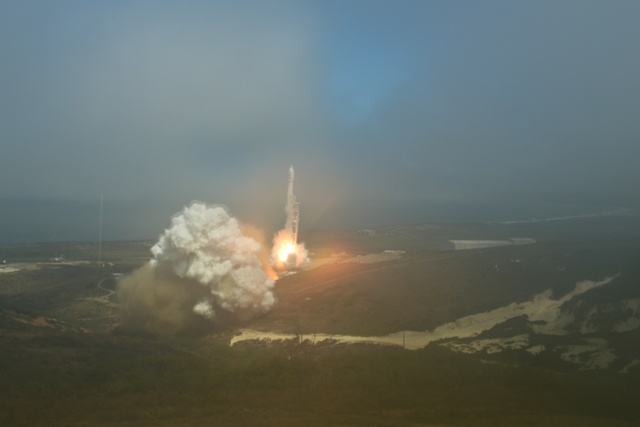 FALCON 9 LAUNCHES FROM VANDENBERG