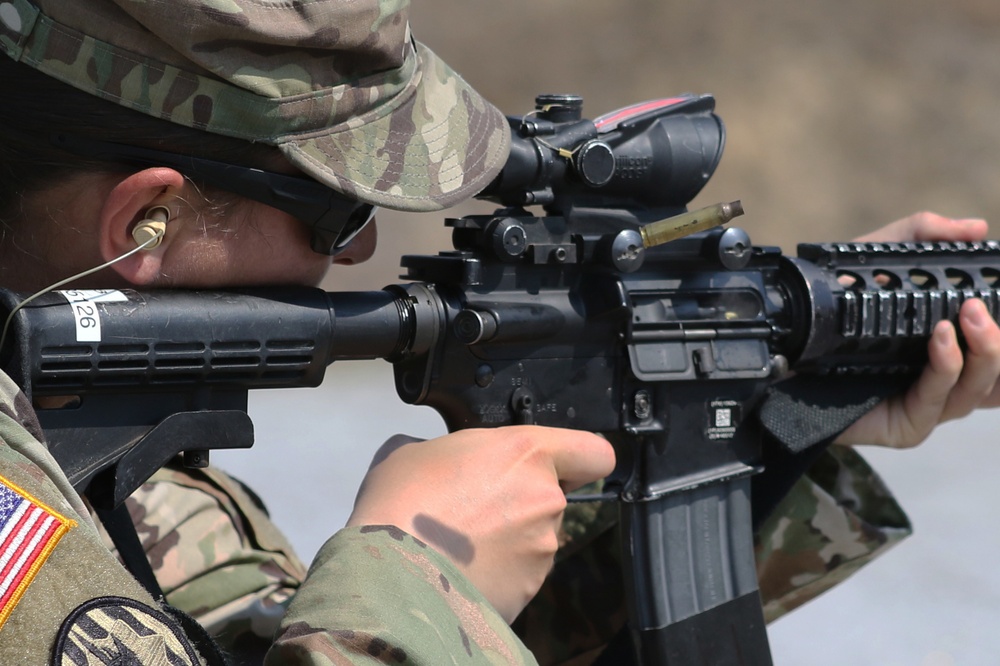 Military Police Conduct New Marksmanship Qualification