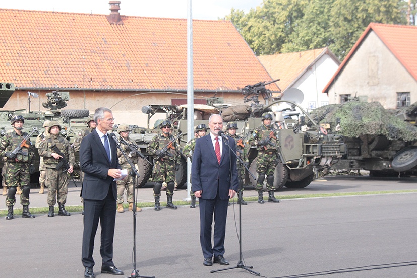 NATO Secretary General and Polish Minister of Defense visit Battle Group Poland