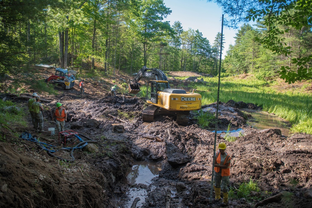 Engineers conduct training in Maine