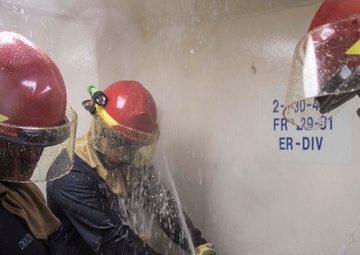 USS San Diego (LPD 22) Damage Control Training