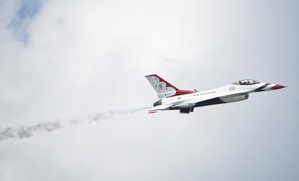 Edwards Air Force Base Alternative Fuels Flight