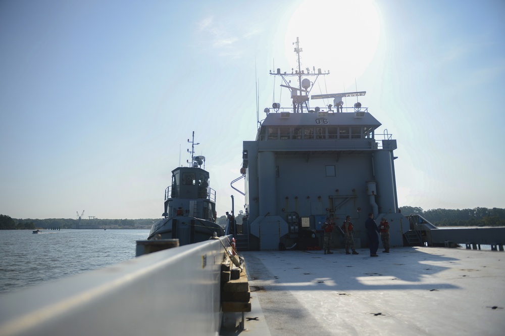 Oh buoy! Soldiers anchor vessel for hurricane season