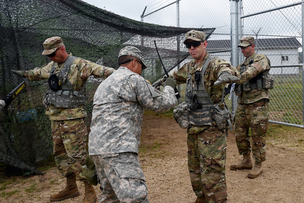 CSTX moves Soldiers out of FOBs and back to basic Soldier skills