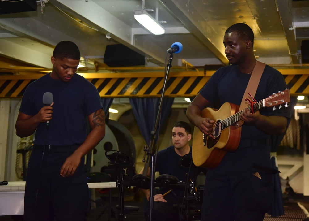 Sailors Sing