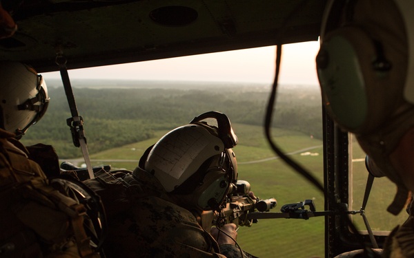 26th MEU Marines dominate air and land during aerial sniper training