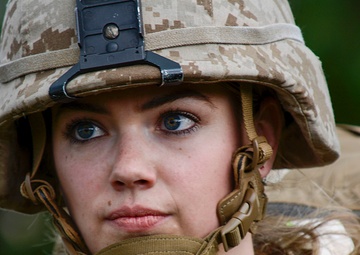 Kate Upton Works Out With Marines