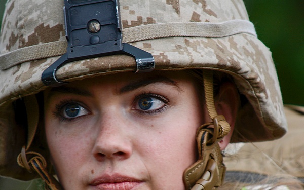 Kate Upton Works Out With Marines