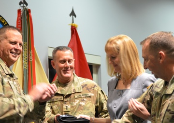 New leader takes over largest Army Reserve command