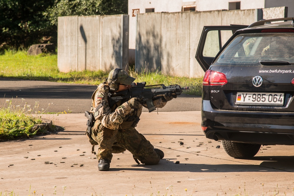 German Signal Unit training at Baumholder Urban Ops Site