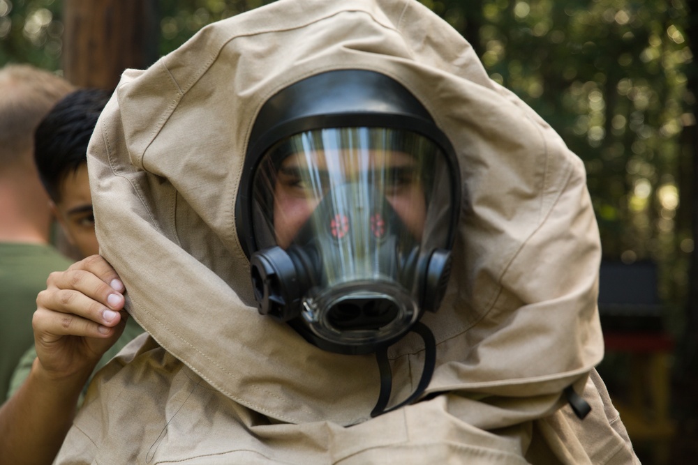 26th MEU CBRN and EOD collaborate during integrated training