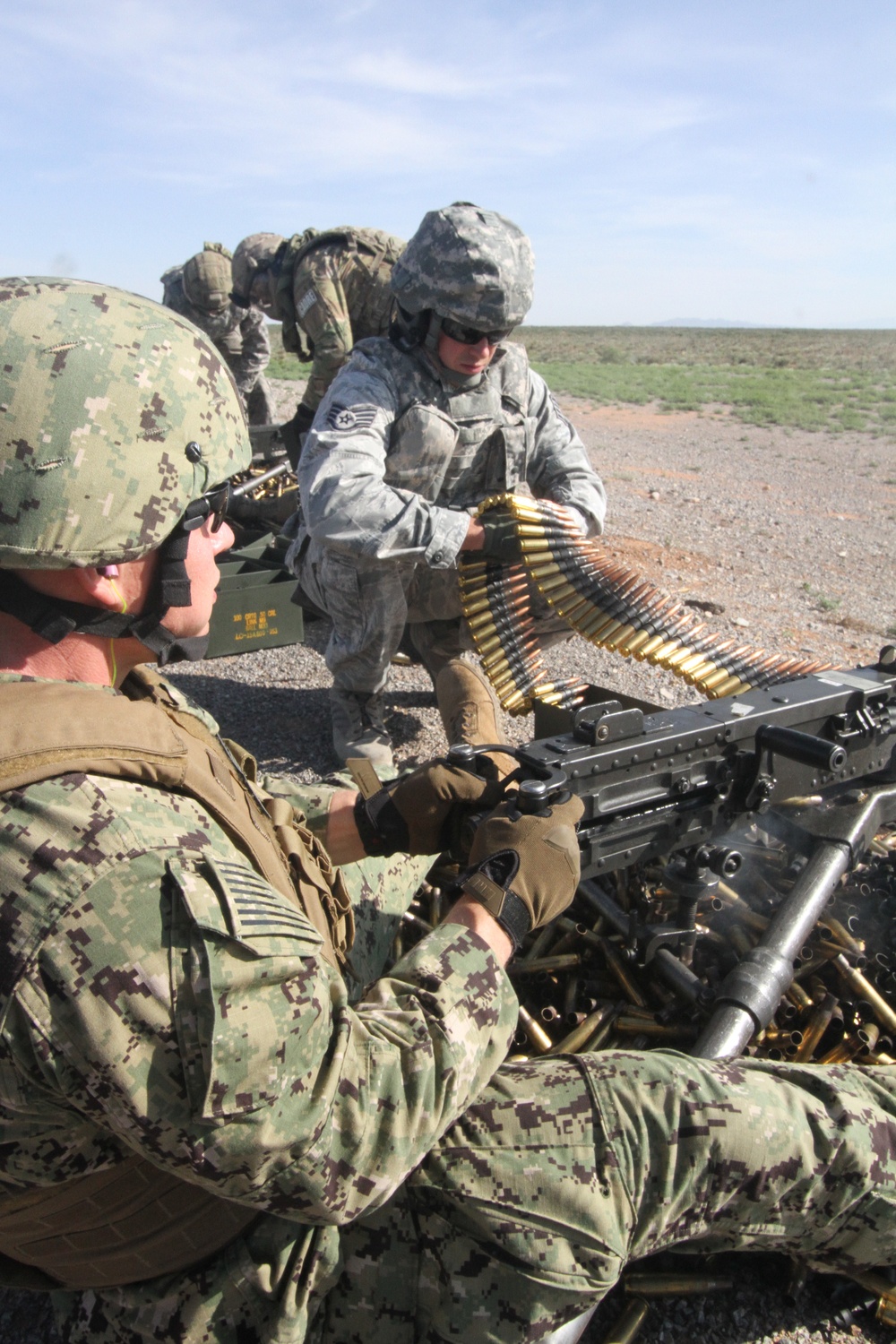 Desert Defender graduates first joint Air Force-Navy course