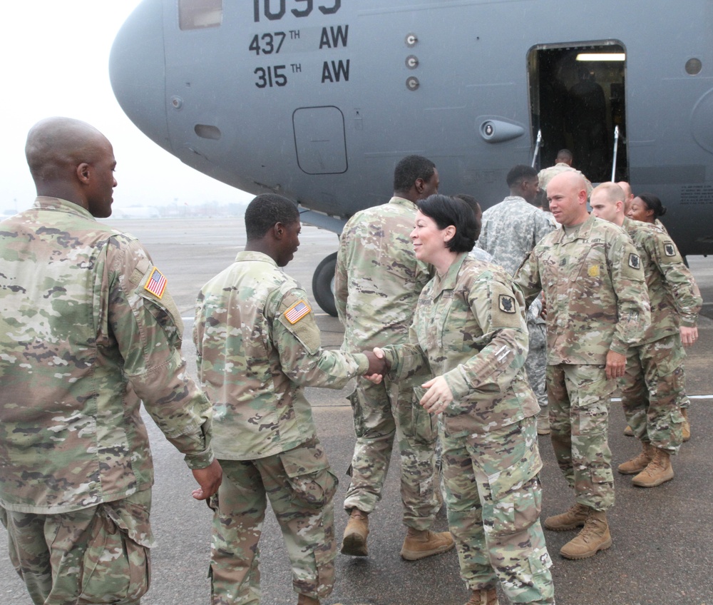 35th Theater Tactical Signal Brigade deploys to help victims of Hurricane Harvey