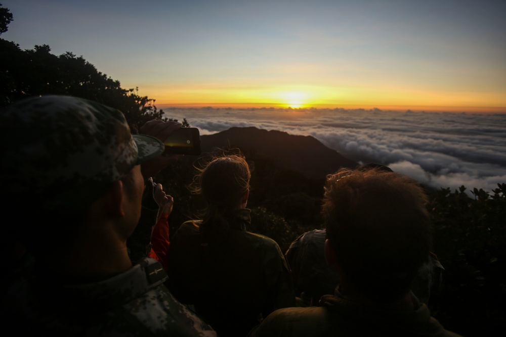 U.S. Marines, Australians, Chinese reach highest point in partnership and Queensland