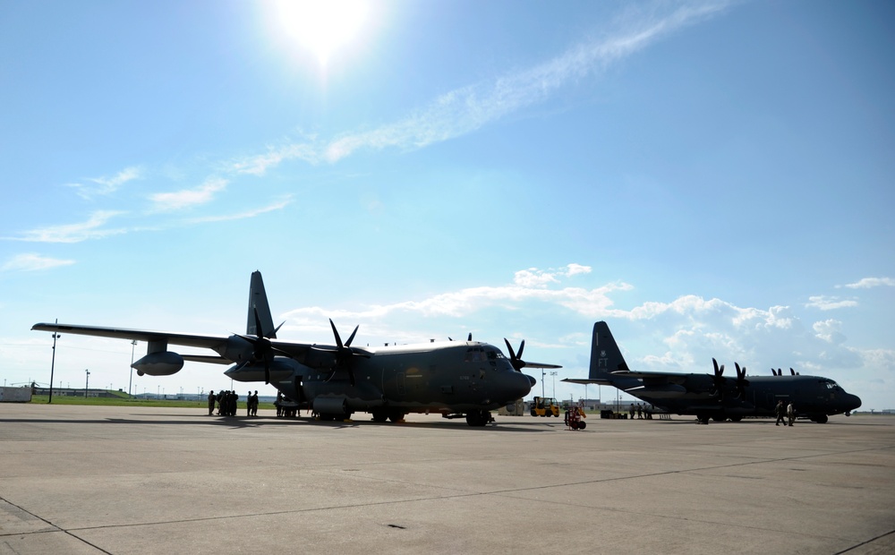 Moody Air Force Base prepares to support Hurricane Harvey recovery operations