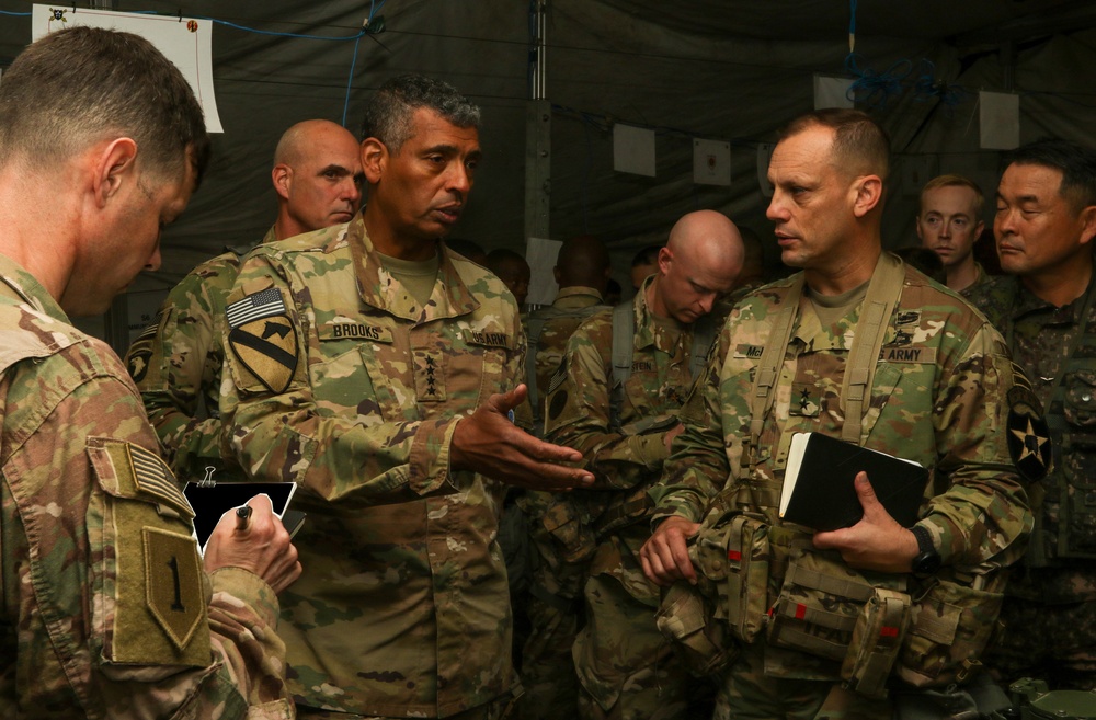 Gen. Vincent K. Brooks visits 210th Field Artillery Brigade