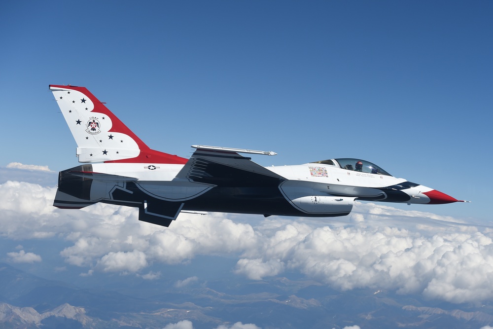 Selfridge's KC-135 Escorts and Refuels Thunderbirds