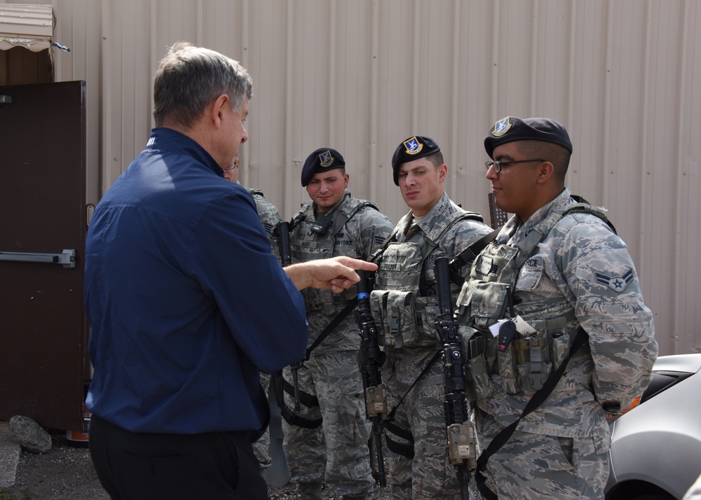 CMSAF #11 visits the Warriors of the North