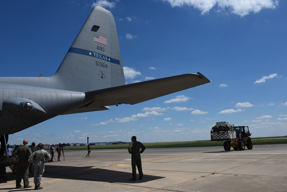 Oklahoma Air National Guard wing sends aid to neighbor state for Hurricane Harvey