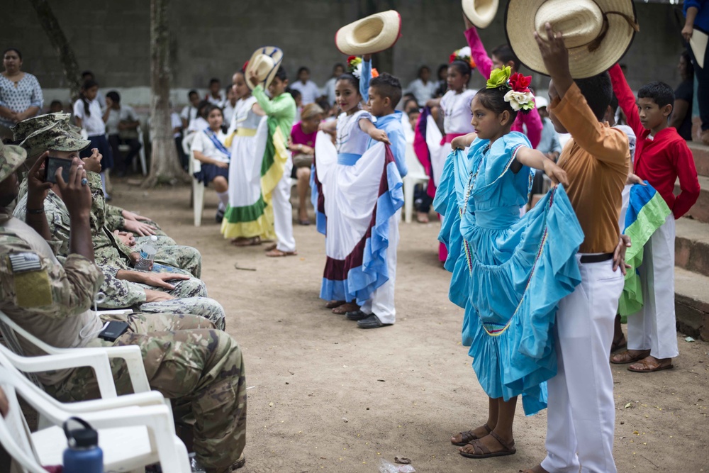 SPS 17 Troops and Honduran Partners Celebrate COMREL Completion