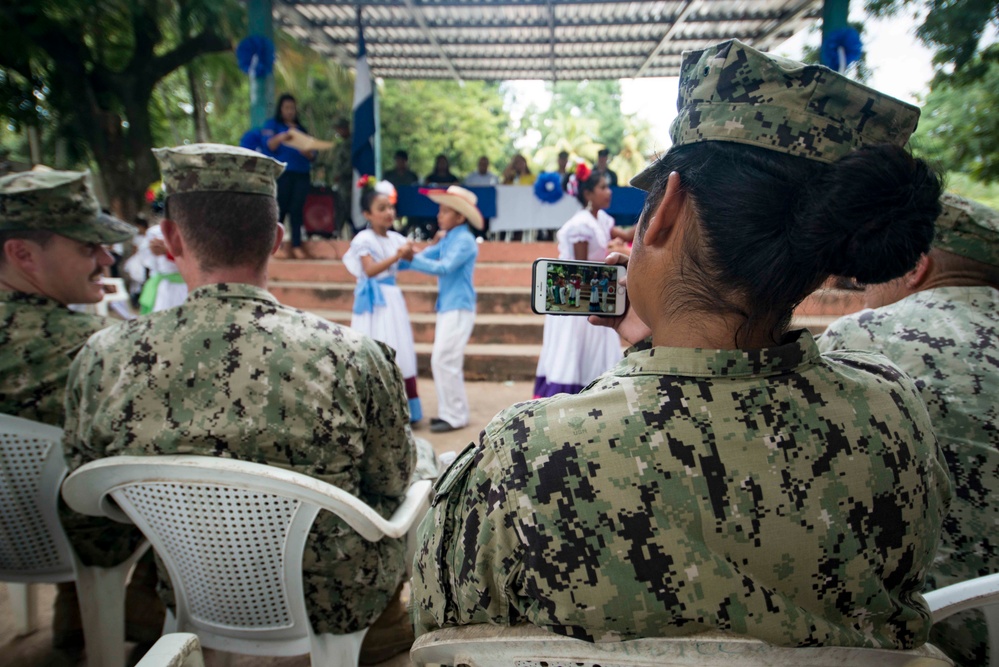 SPS 17 Troops and Honduran Partners Celebrate COMREL Completion
