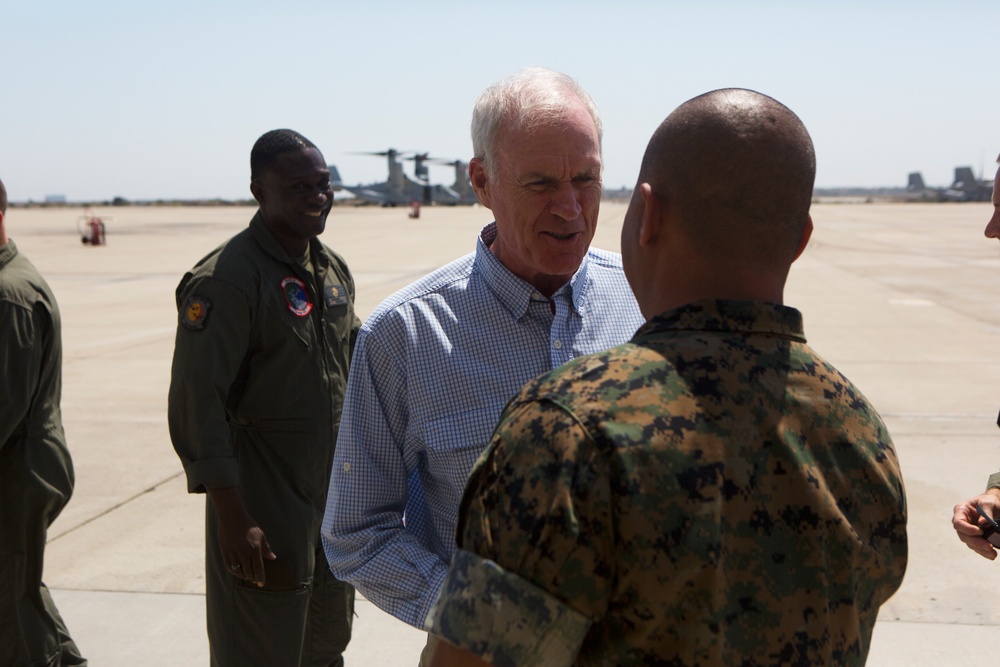 Secretary of the Navy visits MCAS Miramar
