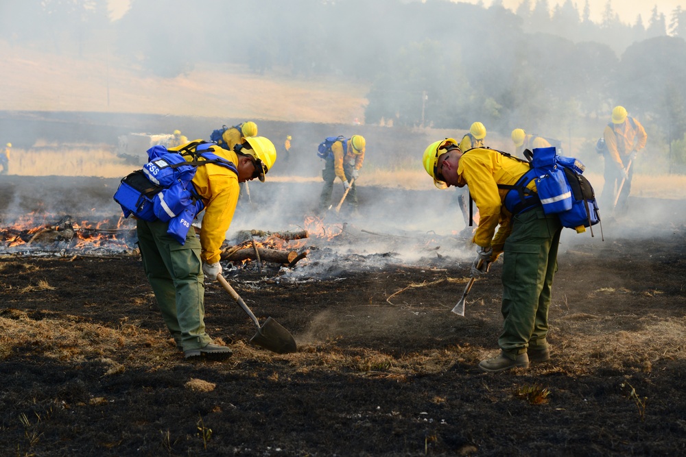 Oregon National Guardsmen activated to assist with Chetco Bar Fire