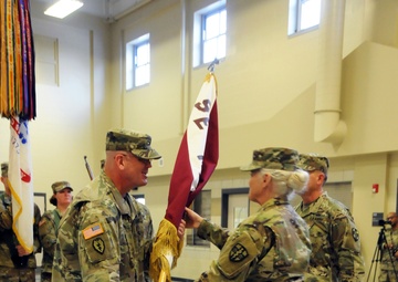 Southeast Medical Area Readiness Support Group welcomes new commander