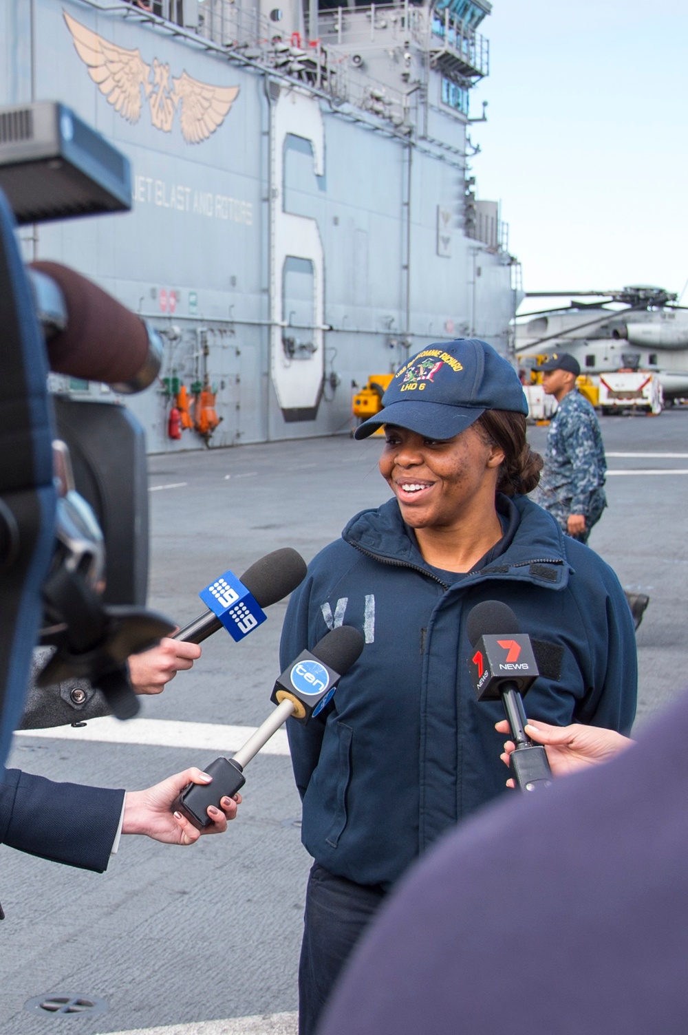 Melbourne Locals Visits USS Bonhomme Richard (LHD 6)