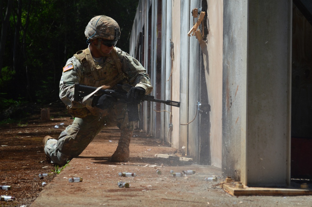 Combat Engineers, Marines breach doors with shotguns