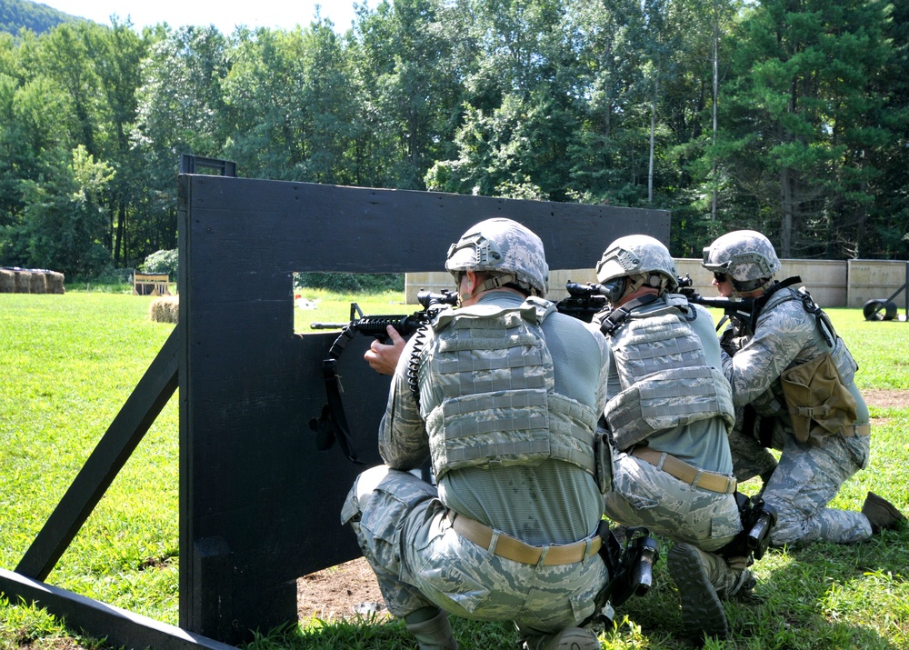 103d Security Forces Squadron participate in 2017 CT Swat Challenge