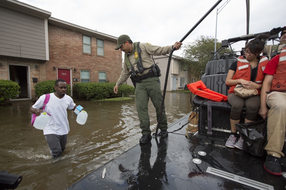 Dvids Images Cbp Responds To Hurricane Harvey Image 14 Of 24 